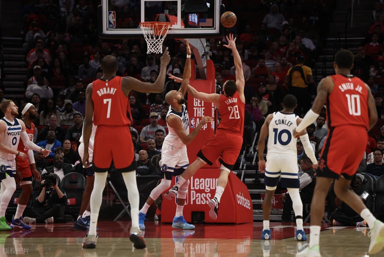 九游中国-彻底抡冒烟！杜兰特狂砍39+4+7！硬刚戈贝尔，申京25+14六犯毕业